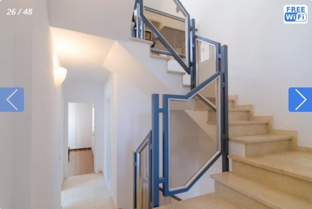 Casa Mendi En Сasa de vacaciones Lloret de Mar